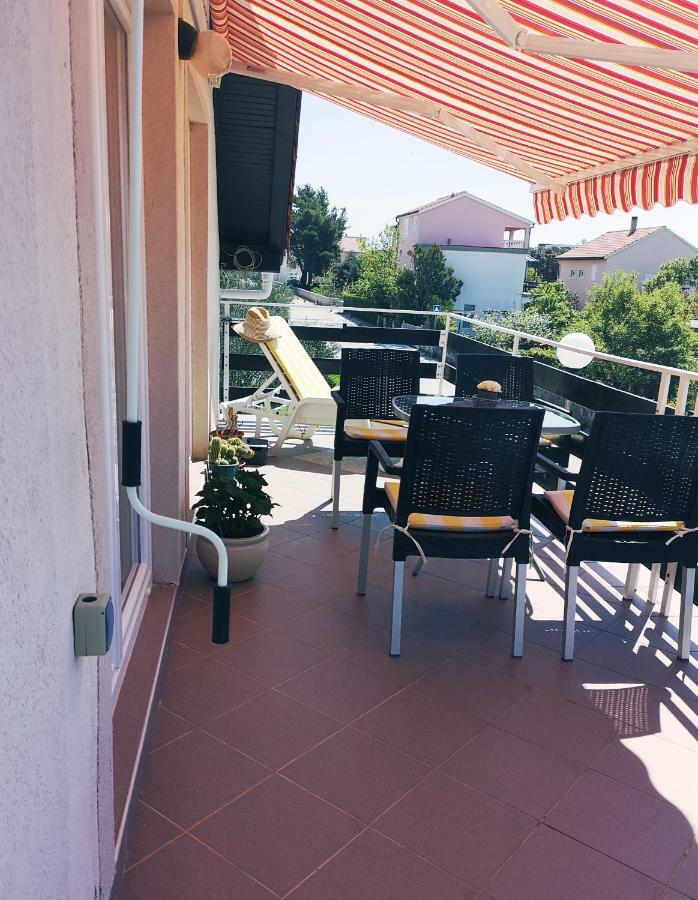 Apartman Milutin Vrsi Dış mekan fotoğraf