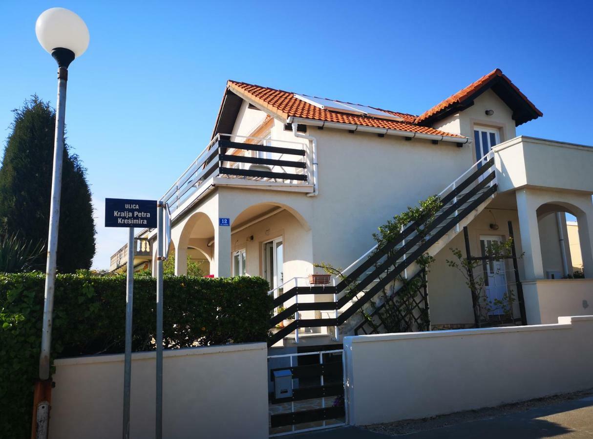 Apartman Milutin Vrsi Dış mekan fotoğraf