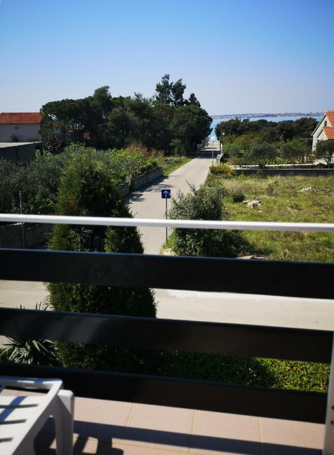 Apartman Milutin Vrsi Dış mekan fotoğraf